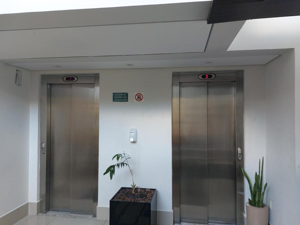 Apto 401, Otima Localizacao, Self Check-In, Wi-Fi, Varanda E Vista Linda, 14Km Aeroporto Apartment Lagoa Santa  Exterior photo